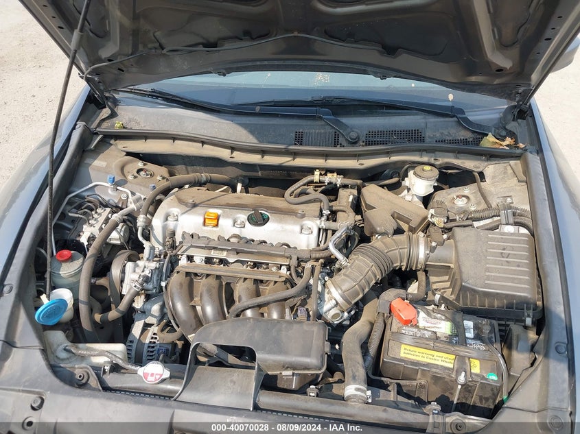 2010 Honda Accord 2.4 Lx-P VIN: 1HGCP2F45AA034043 Lot: 40070028