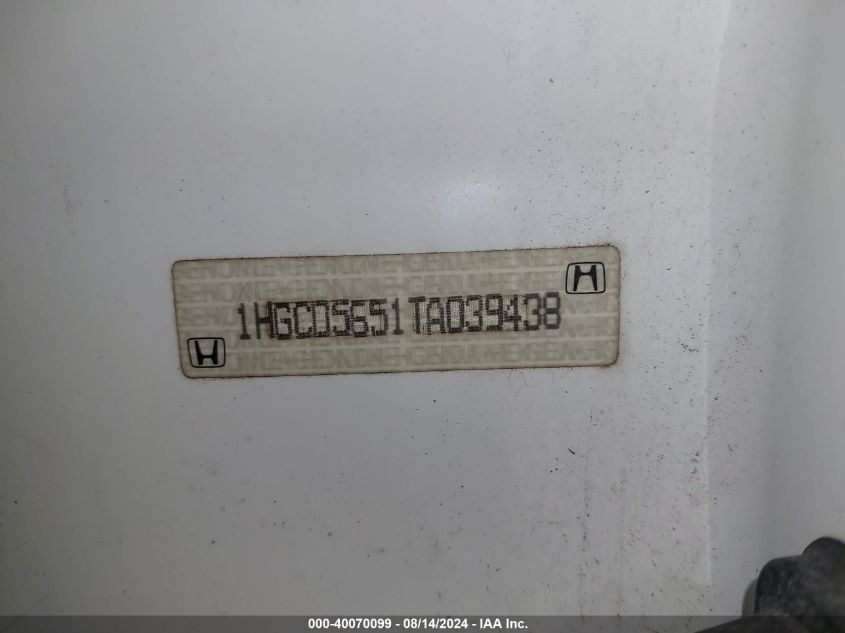 1996 Honda Accord Ex/Ex-R VIN: 1HGCD5651TA039438 Lot: 40070099