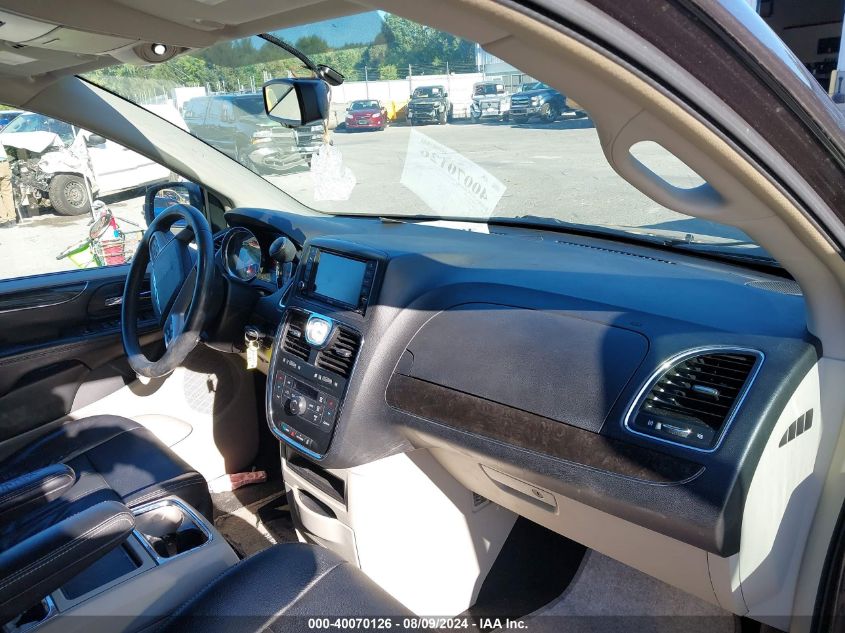 2015 Chrysler Town & Country Touring VIN: 2C4RC1BG9FR560631 Lot: 40070126