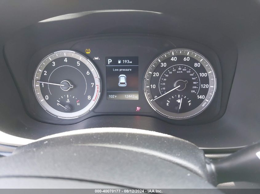 2021 HYUNDAI VENUE SE - KMHRB8A35MU109900