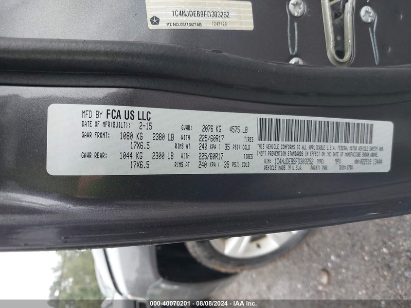 2015 Jeep Compass Latitude VIN: 1C4NJDEB9FD303252 Lot: 40070201