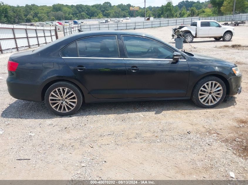 2011 Volkswagen Jetta 2.5L Sel VIN: 3VWLX7AJ8BM384969 Lot: 40070202