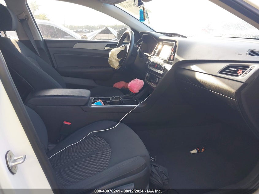 VIN 5NPE34AFXKH776973 2019 HYUNDAI SONATA SEL
