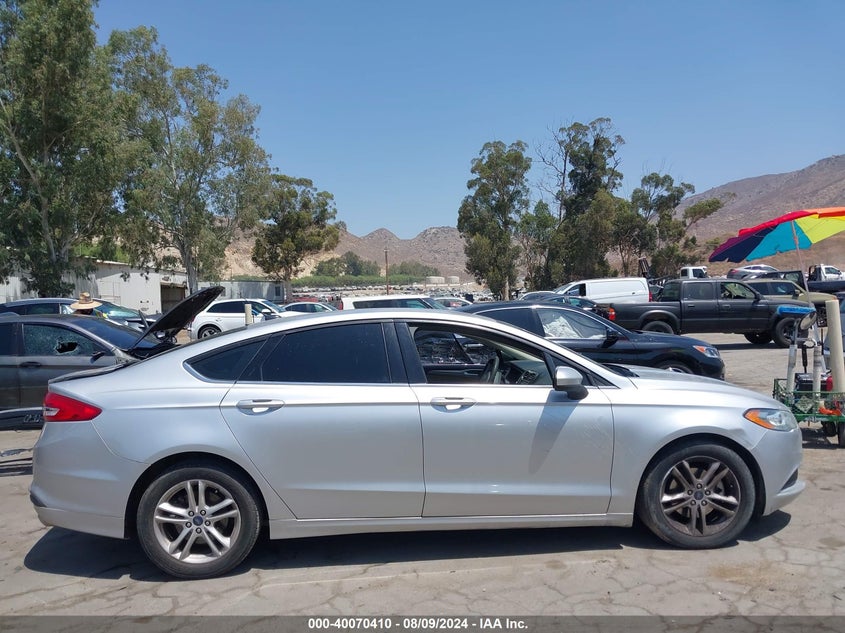 2018 Ford Fusion Se VIN: 3FA6P0HD5JR260768 Lot: 40070410