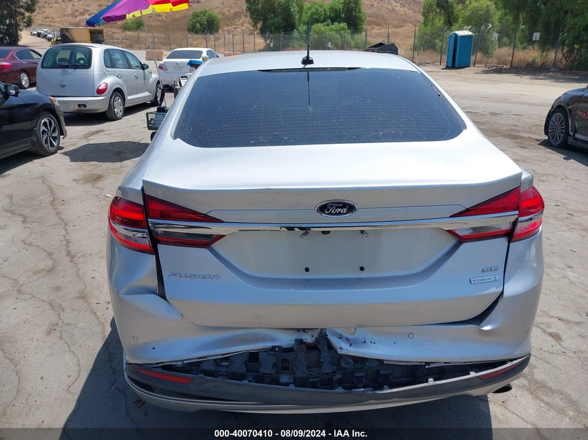 2018 Ford Fusion Se VIN: 3FA6P0HD5JR260768 Lot: 40070410