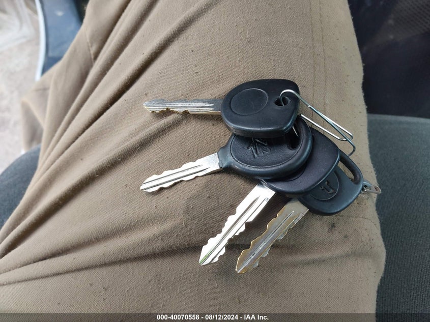 2006 Chevrolet Silverado 1500 Work Truck VIN: 1GCEC14V76Z288760 Lot: 40070558