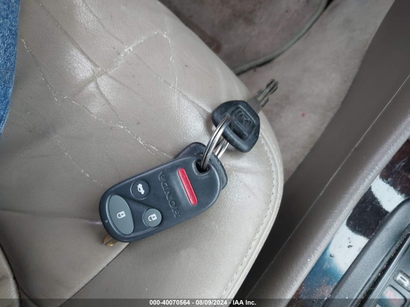 1999 Honda Accord Ex V6 VIN: 1HGCG1651XA031720 Lot: 40070564