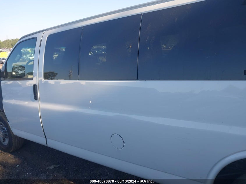 2017 CHEVROLET EXPRESS 3500 LT - 1GAZGPFG8H1342262