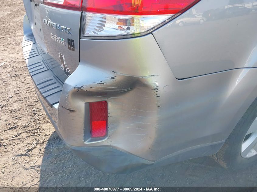 2011 Subaru Outback 2.5I Premium VIN: 4S4BRBGC3B3343165 Lot: 40070977