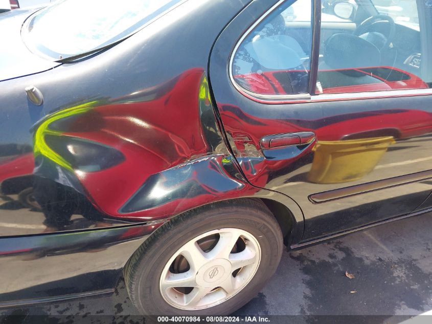 1999 Nissan Altima Gle/Gxe/Se/Se-L/Xe VIN: 1N4DL01D3XC144327 Lot: 40070984