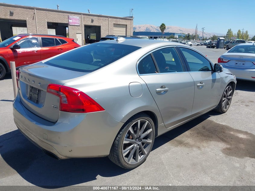 2015 VOLVO S60 PREMIER - YV140MFK4F1340671