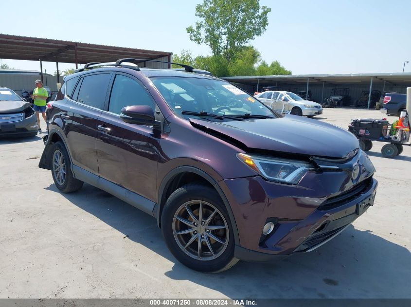 2T3RFREV1HW632835 2017 TOYOTA RAV 4 - Image 1