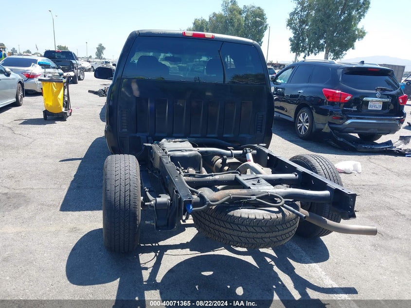 2001 Chevrolet Silverado 1500 Ls VIN: 2GCEC19V611189907 Lot: 40071365