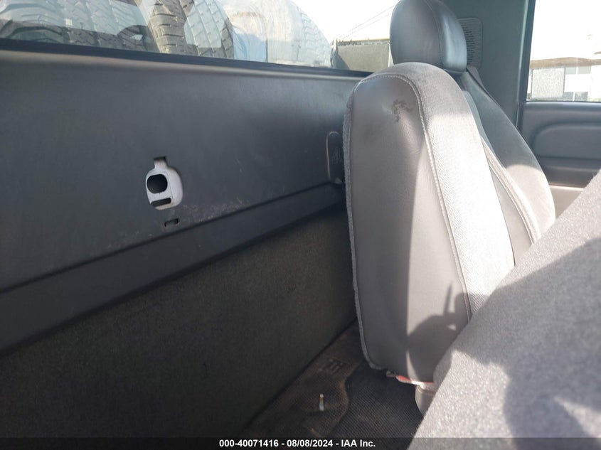 2004 Chevrolet Silverado 2500Hd VIN: 1GBHC24U74E147108 Lot: 40071416