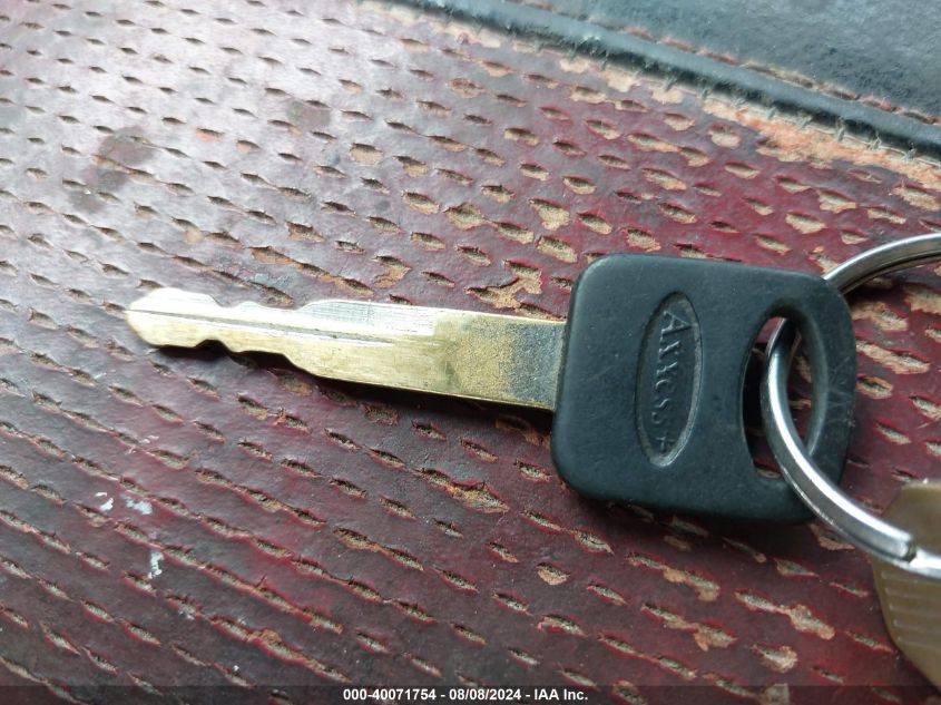 2007 Ford F-350 Lariat/Xl/Xlt VIN: 1FTWW31P67EA17761 Lot: 40071754