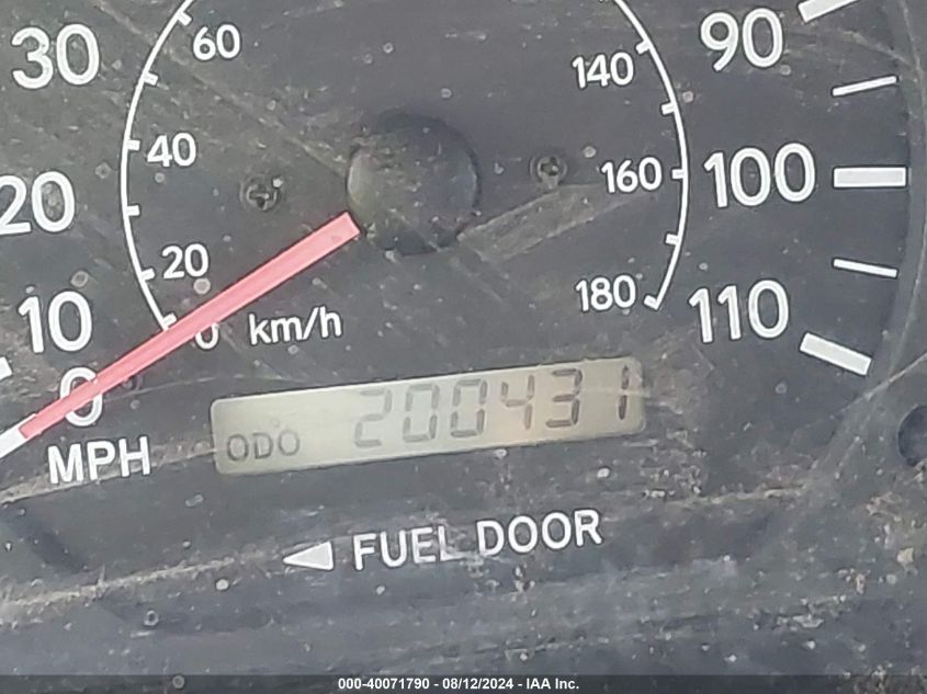 1999 Toyota Sienna Le/Xle VIN: 4T3ZF13C8XU113296 Lot: 40071790