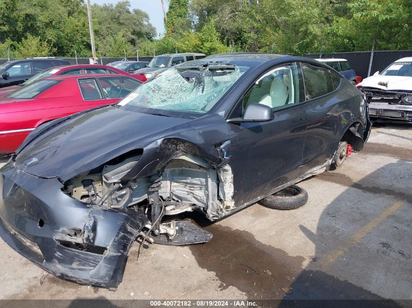 2024 Tesla Model Y Performance Dual Motor All-Wheel Drive VIN: 7SAYGDEF3RF022885 Lot: 40072182