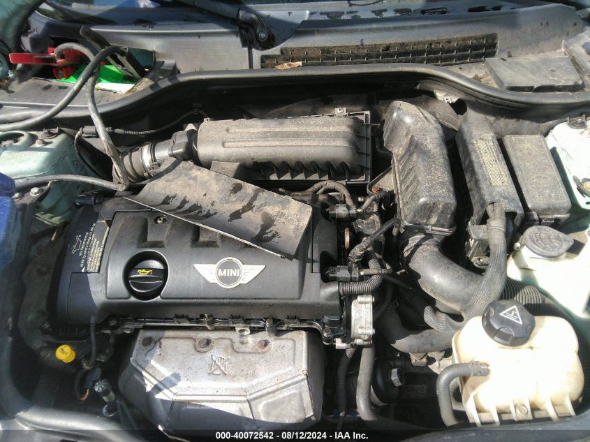2011 Mini Cooper VIN: WMWSU3C59BT098465 Lot: 40072542