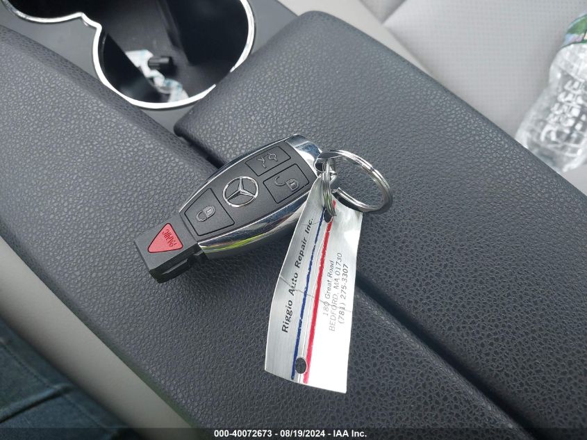 2010 Mercedes-Benz C 300 Luxury 4Matic/Sport 4Matic VIN: WDDGF8BB9AF410584 Lot: 40072673