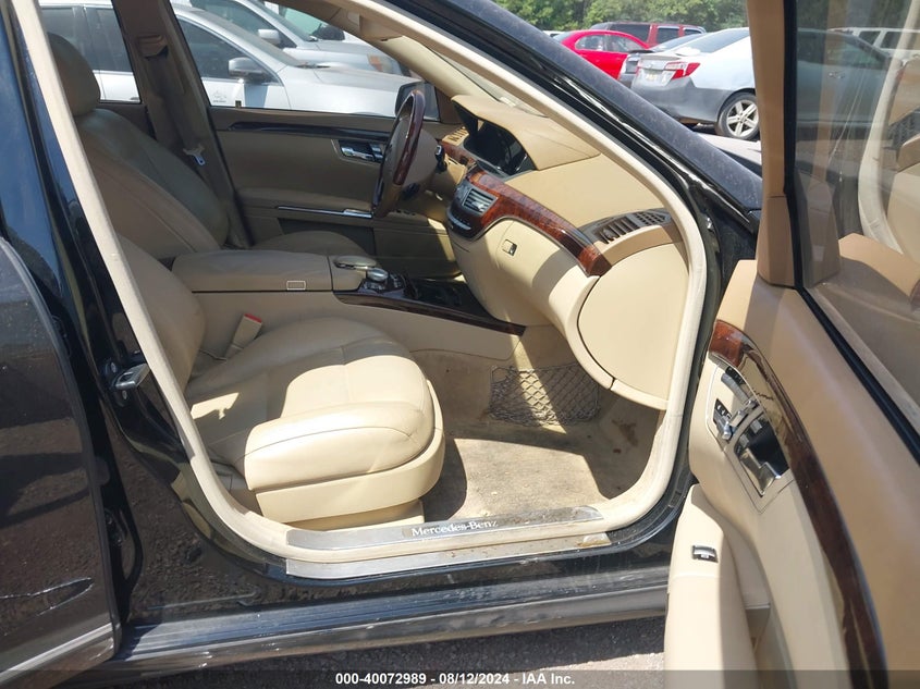 2012 Mercedes-Benz S 550 4Matic VIN: WDDNG9EB2CA463858 Lot: 40072989