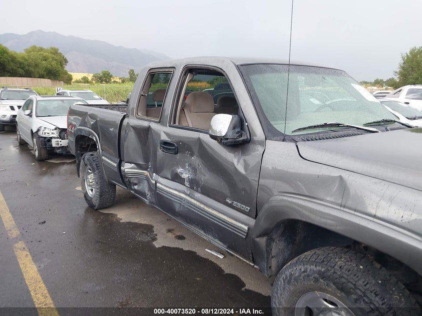 1999 Chevrolet Silverado 2500 Ls VIN: 1GCGK29U8XE213558 Lot: 40073520