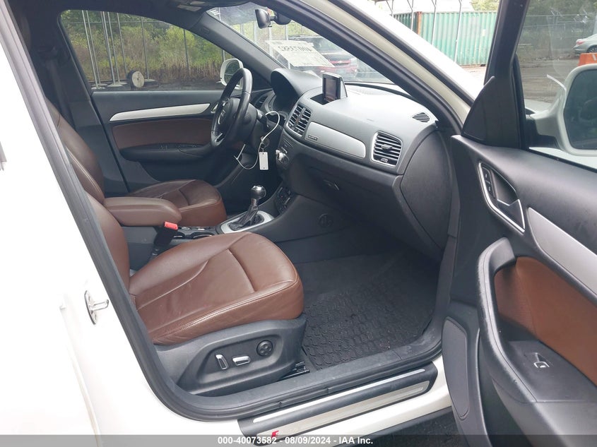 VIN WA1ECCFS7JR019031 2018 AUDI Q3 2.0T PREMIUM/2.0T SPORT PREMIUM