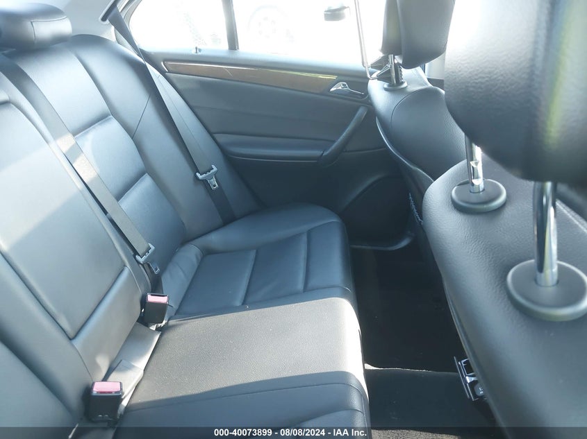 2007 Mercedes-Benz C 230 Sport VIN: WDBRF52H07E028074 Lot: 40073899