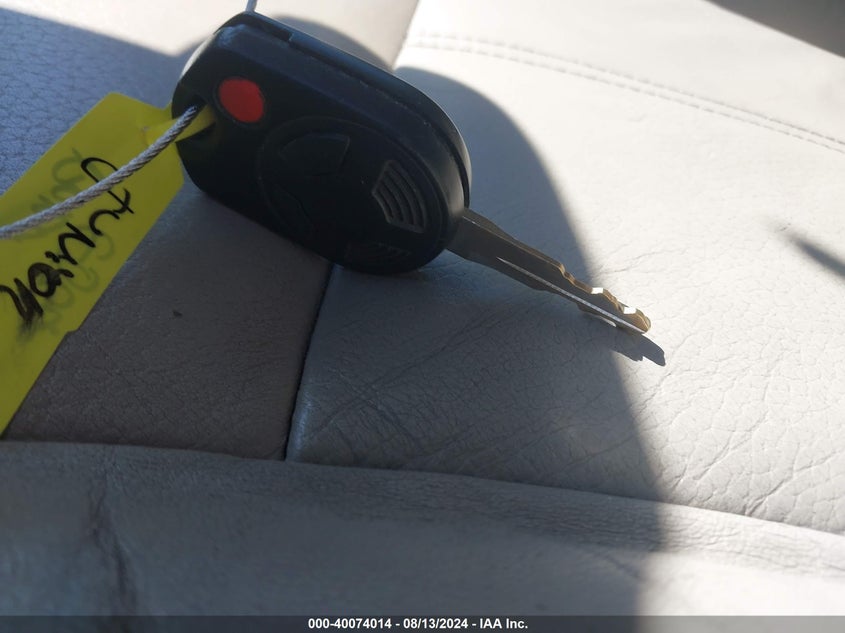 2010 Ford Edge Limited VIN: 2FMDK4KC5ABB01945 Lot: 40074014