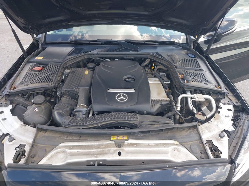 2015 Mercedes-Benz C 300 Luxury/Sport VIN: 55SWF4JB5FU090318 Lot: 40074046