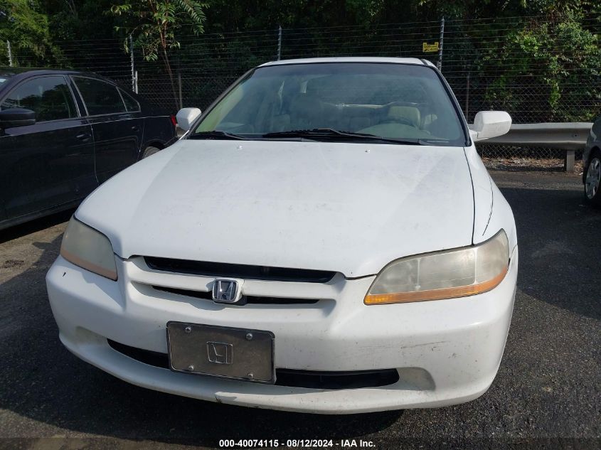 2000 Honda Accord 3.0 Ex VIN: 1HGCG1655YA084244 Lot: 40074115