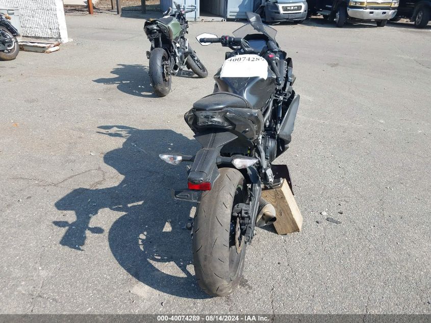 VIN ML5EXEN15NDA75919 2022 KAWASAKI EX650 N