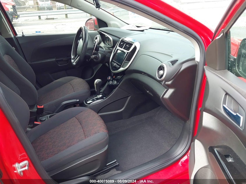 2018 CHEVROLET SONIC LT - 1G1JD6SH5J4128770