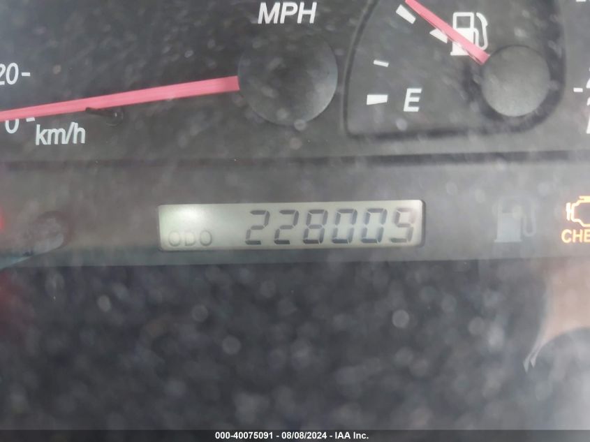 2003 Toyota Camry Le VIN: JTDBE32K830154079 Lot: 40075091