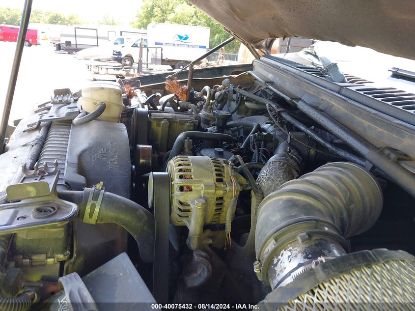 1999 Ford F-250 Lariat/Xl/Xlt VIN: 1FTNW21F3XEA07590 Lot: 40075432