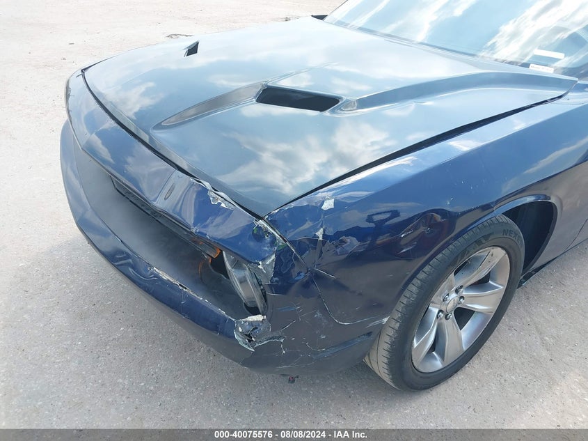 2015 Dodge Challenger Sxt VIN: 2C3CDZAG5FH782418 Lot: 40075576