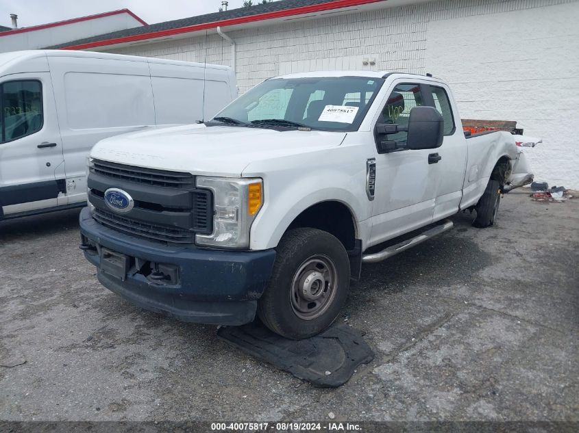 2017 Ford F-250 Xl VIN: 1FT7X2B64HEE06790 Lot: 40075817