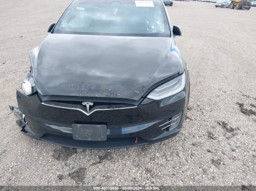 2018 Tesla Model X 100D/75D/P100D VIN: 5YJXCBE21JF088510 Lot: 40075850