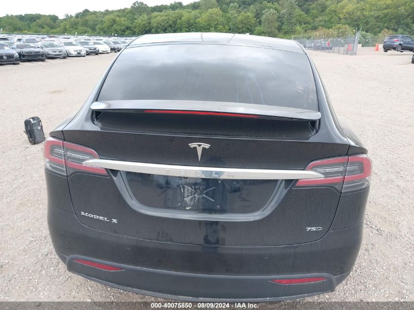 2018 Tesla Model X 100D/75D/P100D VIN: 5YJXCBE21JF088510 Lot: 40075850