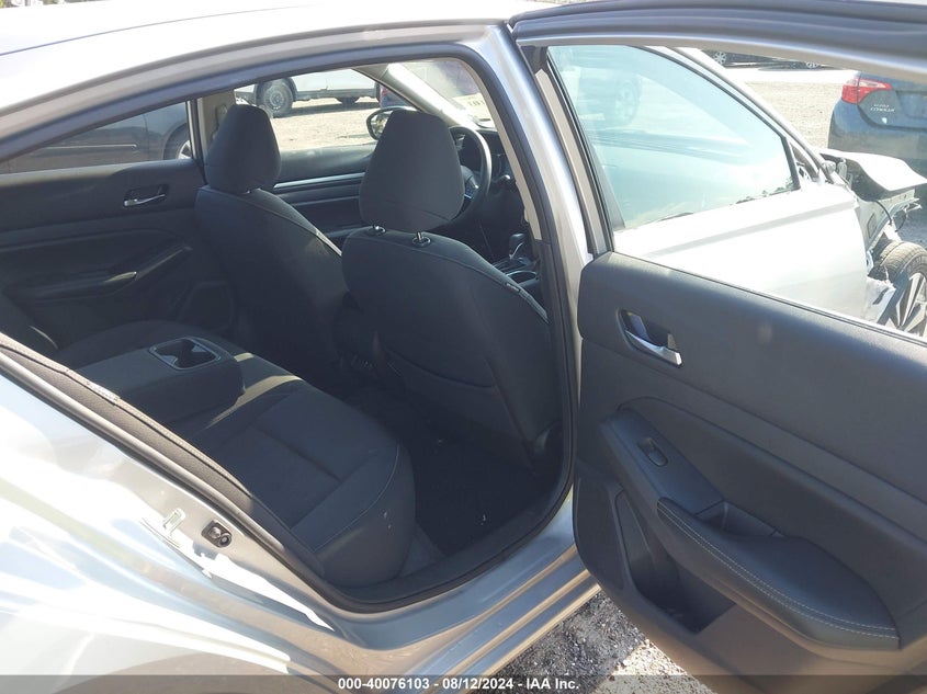 2022 Nissan Altima Sv VIN: 1N4BL4DV8NN333883 Lot: 40076103