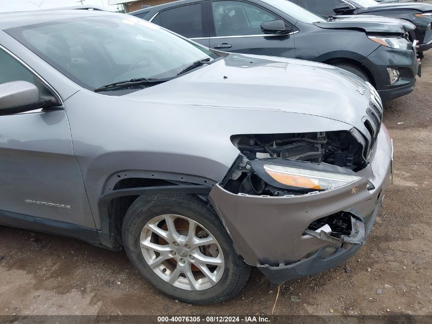 2015 Jeep Cherokee Latitude VIN: 1C4PJLCS9FW636772 Lot: 40076305