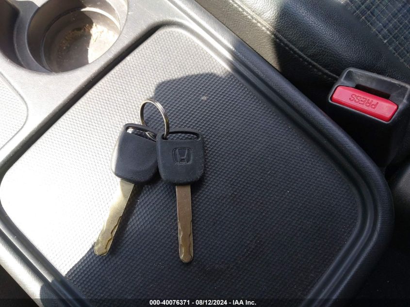 2004 Honda Cr-V Lx VIN: SHSRD785X4U255923 Lot: 40076371