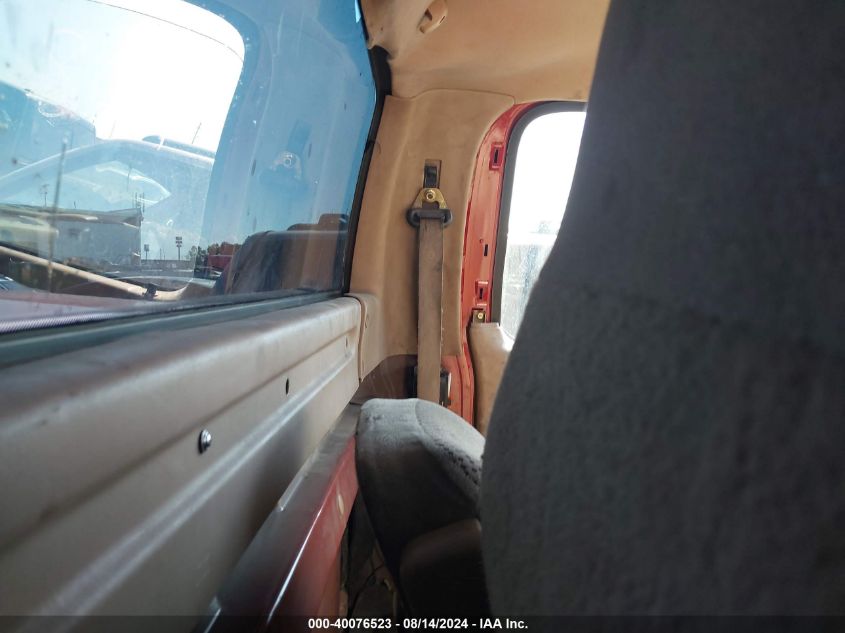 1999 Ford F-150 Work Series/Xl/Xlt VIN: 1FTZF1725XKC00289 Lot: 40076523