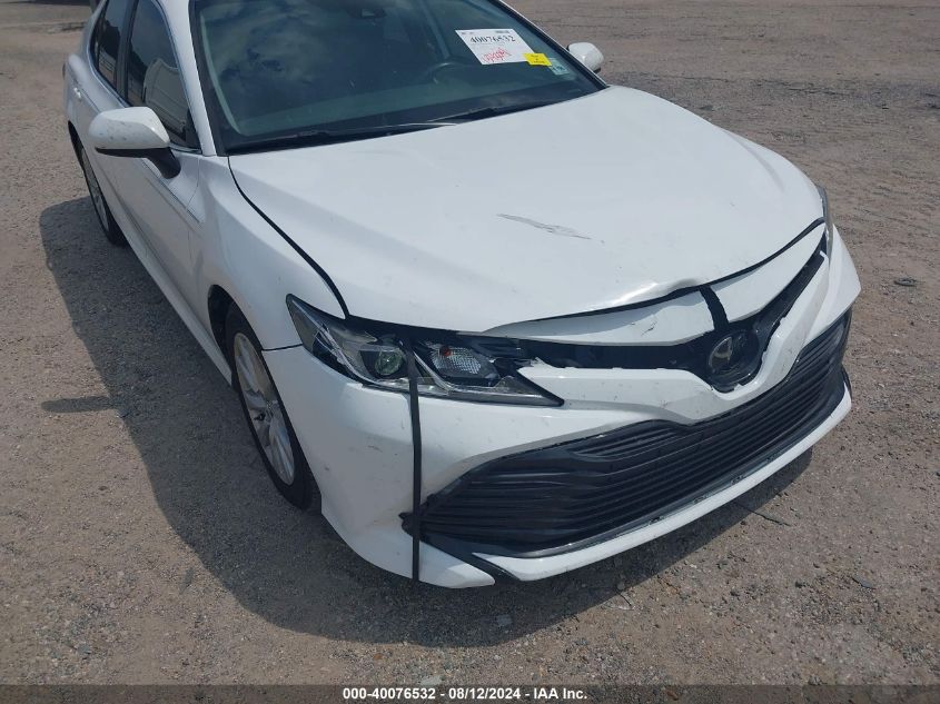 2019 Toyota Camry Le VIN: 4T1B11HK6KU823489 Lot: 40076532