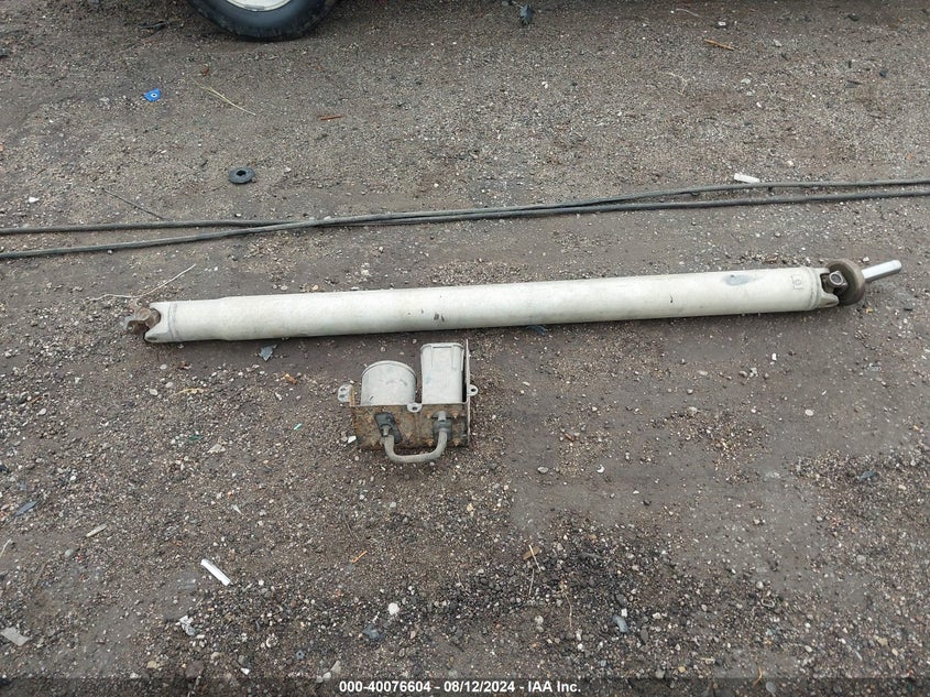 2001 Dodge Ram 1500 St VIN: 1B7HC13Y61J548372 Lot: 40076604