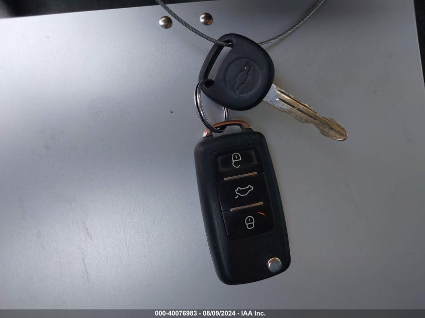 2001 Chevrolet Silverado 1500 Ls VIN: 2GCEC19T711386860 Lot: 40076983