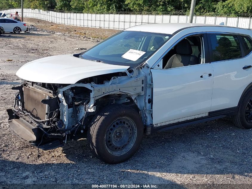 2019 Nissan Rogue S VIN: 5N1AT2MTXKC815735 Lot: 40077194