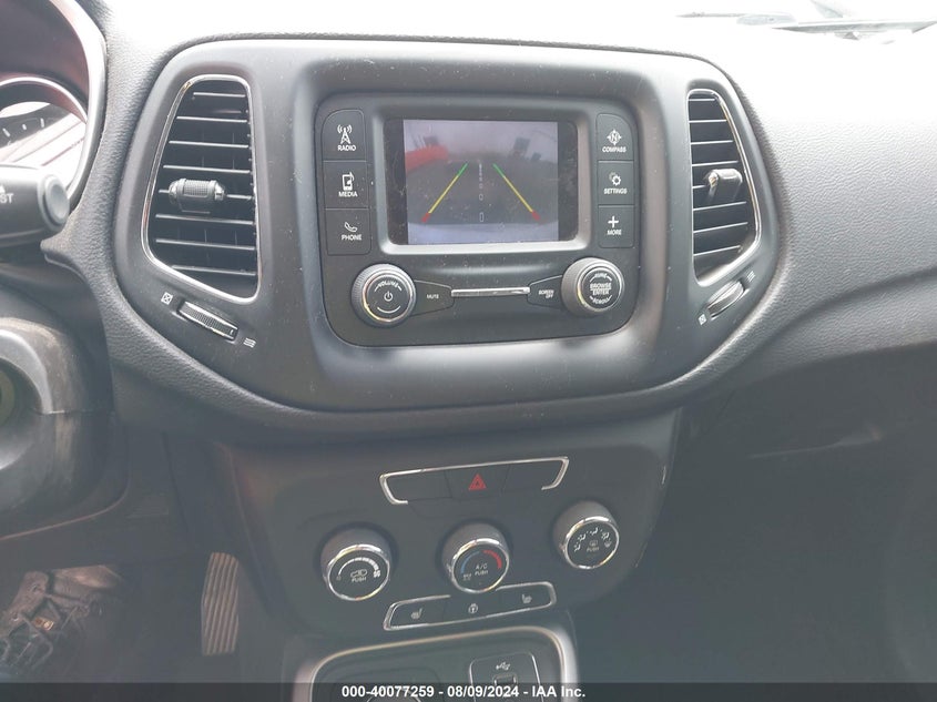 VIN 3C4NJDAB7JT126922 2018 JEEP COMPASS SPORT 4X4