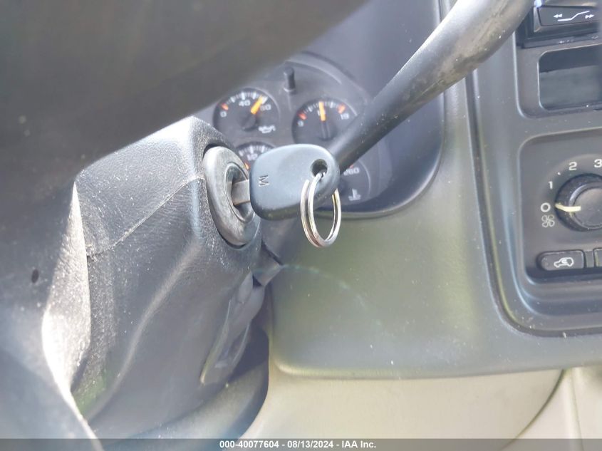 2004 Chevrolet Tahoe Ls VIN: 1GNEC13Z94R232697 Lot: 40077604