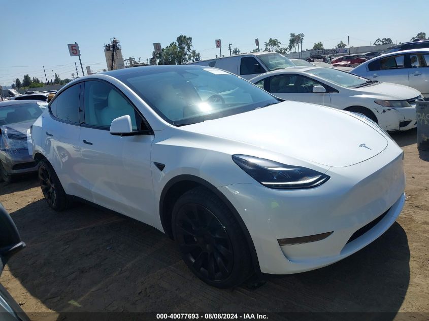 7SAYGDEE0PF878276 2023 TESLA MODEL Y - Image 1