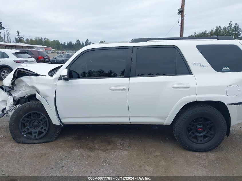 2019 Toyota 4Runner Sr5/Limited/Limited Night VIN: JTEBU5JR4K5704954 Lot: 40077785